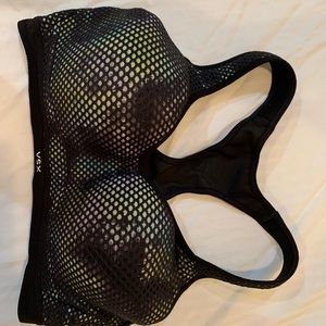 Victoria’s Secret sports bra 34D